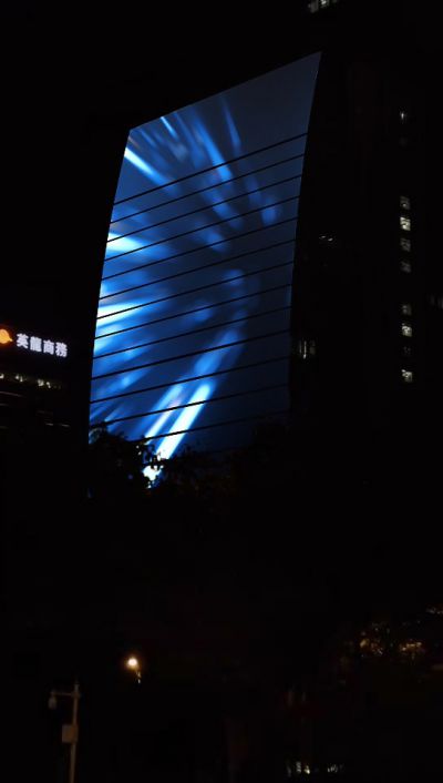 携手深圳广电集团打造广电大厦4000平方米最强裸眼3D亚洲巨屏！