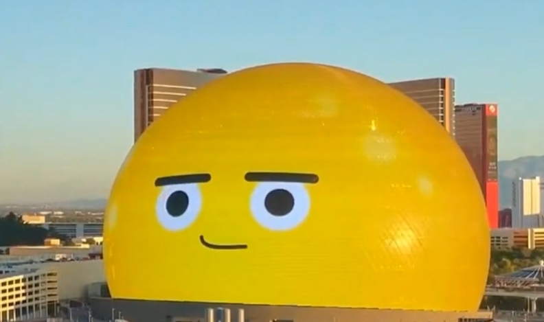 如何打造一个球幕裸眼3D影片？